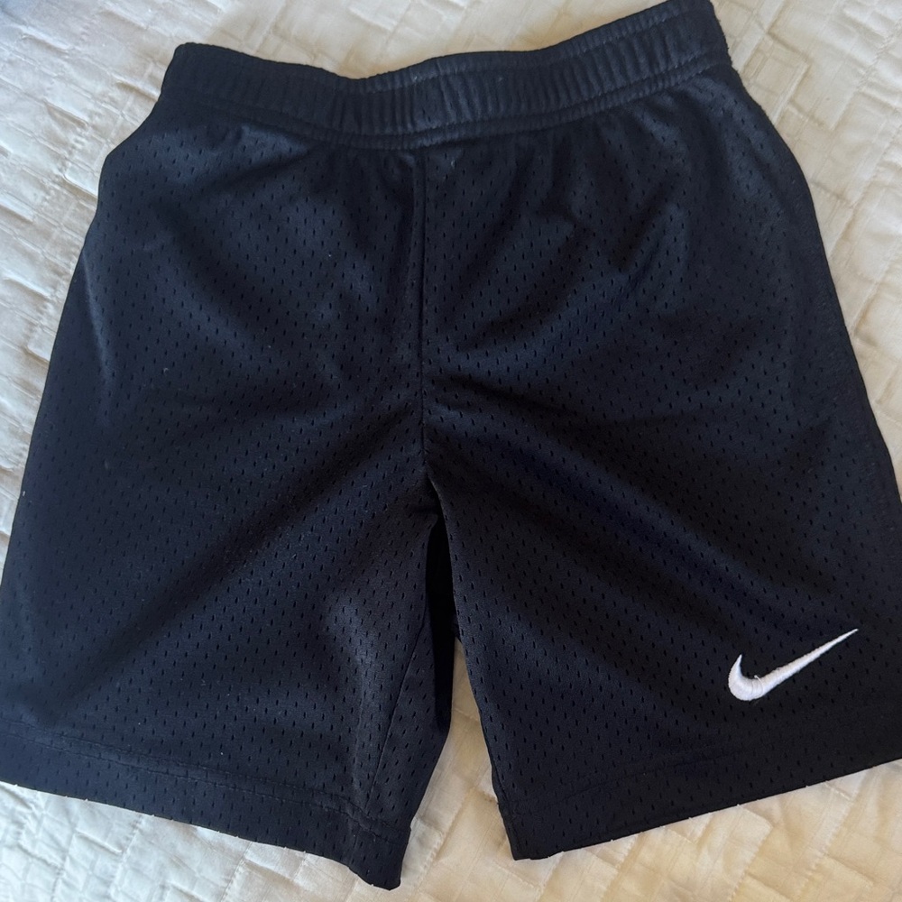 Nike Men's Black Mesh Athletic Shorts
